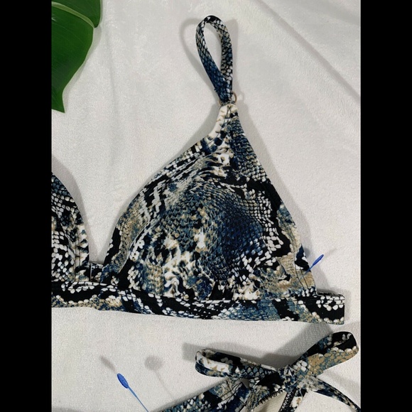 NEW $38 Shade & Shore Snake Triangle Bikini Top [ L ]+‎ Cheeky Bottom [ S ] - Picture 8 of 13